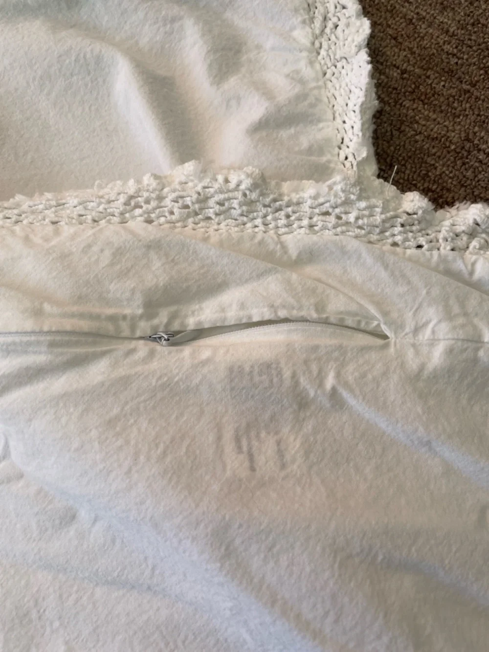 Piubelle White Decorative Lace-Edge Pillow Shams - Classic Home Bedding - Picture 7 of 14